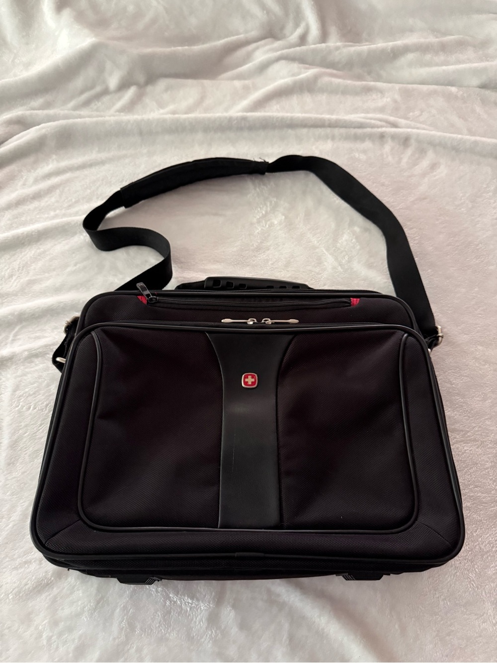 Wenger Swiss Army Laptop Briefcase Shoulder Bag 16” Black Multiple Pockets